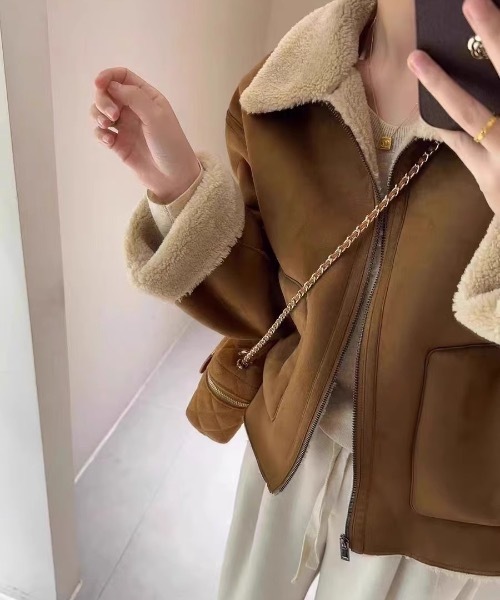 SHEPP(シープ)の「フェイクムートンボアジップブルゾン(ブルゾン・レディース・ブラウン/キャメル・L/M)」の22枚目の写真