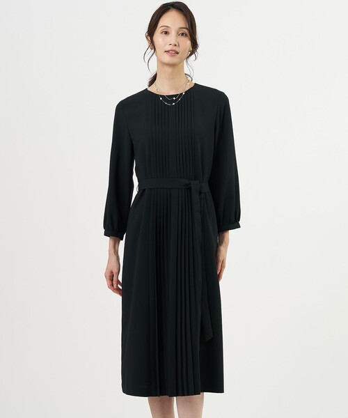 J.PRESS（ジェイプレス）の「ノルディス2wayジョーゼット フロントプリーツ ワンピース（ワンピース・レディース・ベージュ系/ネイビー系/ブラック系・7/13/11/9）」の2枚目の写真