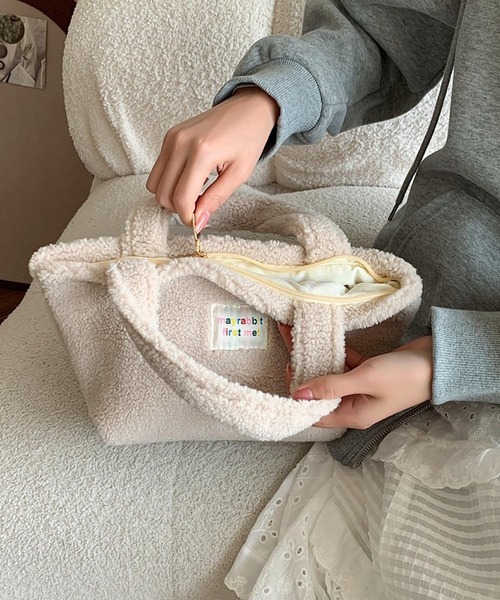 Mignonjour(ミニョンジュール)の「Mignonjour/もこもこミニトートバッグ M2857(トートバッグ・レディース・ベージュ/ブラウン/グレー/ホワイト・FREE)」の7枚目の写真