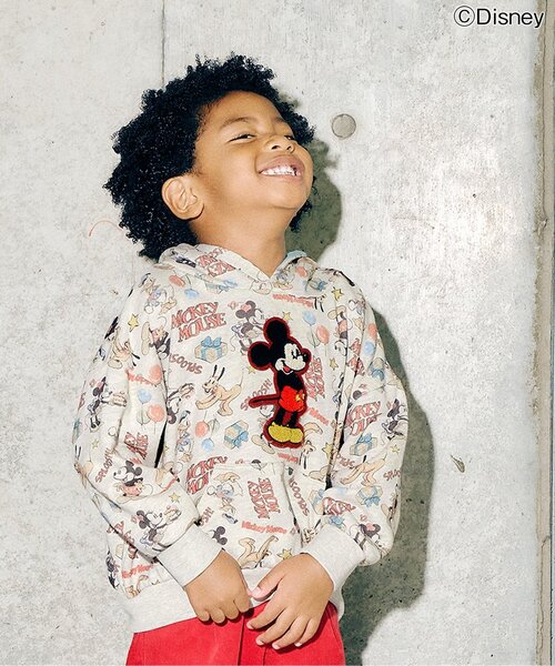 Disney（ディズニー）の「ディズニーキャラクター/総柄フーディ（パーカー・キッズ・ネイビー/アイボリー・80/90/100/110/120/130/140/150）」の2枚目の写真