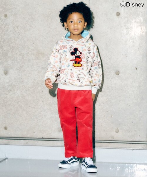 Disney（ディズニー）の「ディズニーキャラクター/総柄フーディ（パーカー・キッズ・ネイビー/アイボリー・80/90/100/110/120/130/140/150）」の3枚目の写真