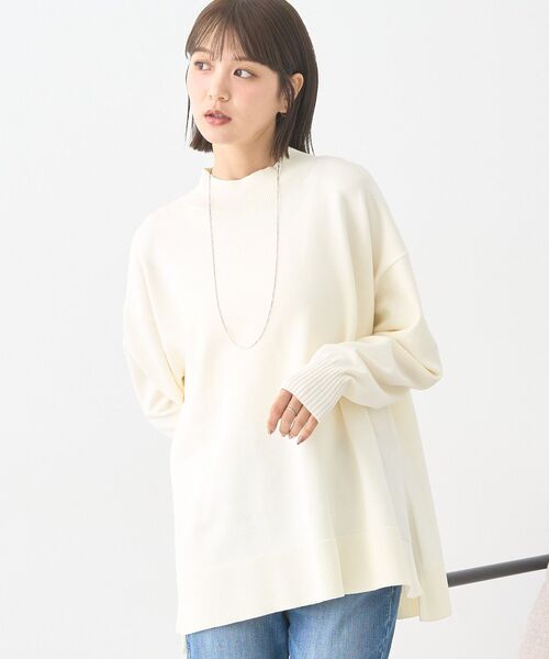 earth music&ecology(アースミュージックアンドエコロジー)の「選べる丈ハイネックニット(ニット/セーター・レディース・ベージュ/ブラック/アイボリー/レッド・L/S)」の7枚目の写真