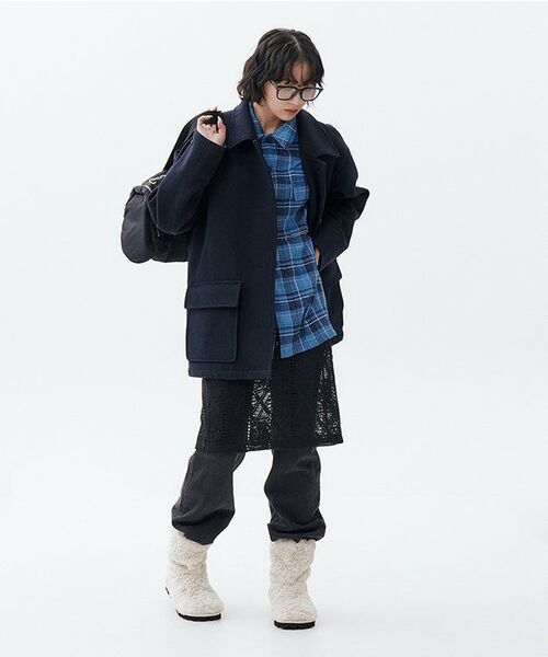 MUSINSA STANDARD WOMAN（ムシンサスタンダードウーマン）の「ウィメンズブーツカットデニムパンツ[ウォッシュドブラック]（デニムパンツ・レディース・その他・24/25/26/27/28/29/30）」の6枚目の写真
