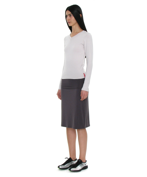 PARTIMENTO WOMEN(パルティメントウィメン)の「PWC Vネックベビー長袖Tシャツ_ライトグレー(Tシャツ/カットソー・レディース・その他・MEDIUM/LARGE/SMALL)」の3枚目の写真