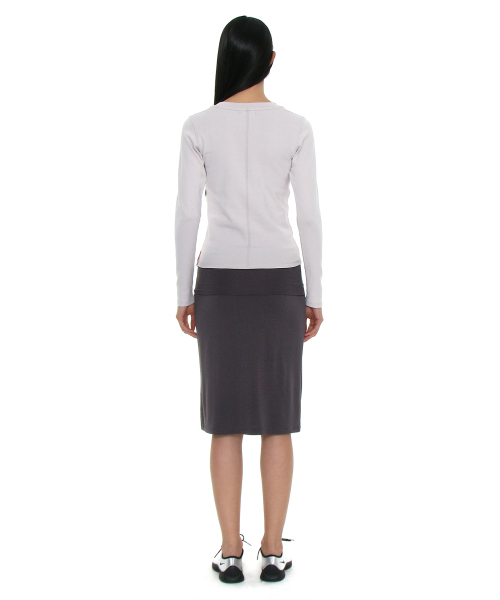 PARTIMENTO WOMEN(パルティメントウィメン)の「PWC Vネックベビー長袖Tシャツ_ライトグレー(Tシャツ/カットソー・レディース・その他・MEDIUM/LARGE/SMALL)」の4枚目の写真