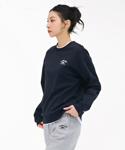 CHASECULT（チェイスカルト）の「ユニセックスエッセンシャルモダンロゴスウェットシャツ-ネイビー（スウェット・メンズ・ネイビー・105/90/100/95）」の4枚目の写真