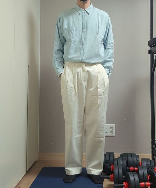 MUSINSA STANDARD（ムシンサスタンダード）の「スリータックセミバルーンチノパンツ[クリーム]（その他パンツ・メンズ・その他・40/38/42/36/32/30/31/33/26/27/28/29）」の13枚目の写真