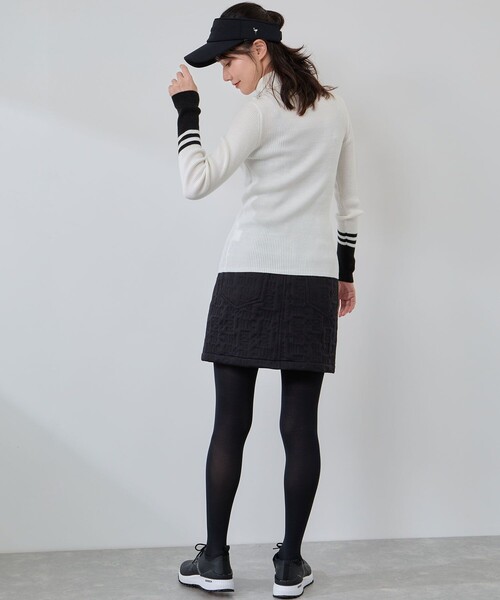 JUN&ROPE'(ジュンアンドロペ)の「バイカラー切替リブタートルニット/Oggi掲載(ニット/セーター・レディース・ブラック/ホワイト/サックスブルー/ピンク・L/M/S)」の17枚目の写真