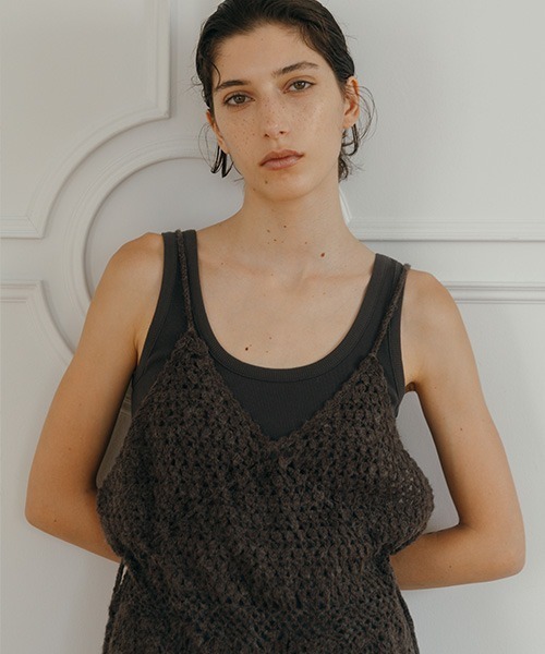 CREDONA(クレドナ)の「CROCHET CAMI/クロシェキャミ(ワンピース・レディース・チャコールグレー/アイボリー・FREE)」の13枚目の写真