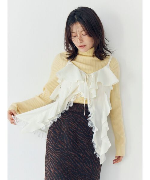 Ungrid（アングリッド）の「フィブツイルフリルキャミ（キャミソール・レディース・ブラック/オフホワイト/イエロー・FREE）」の5枚目の写真