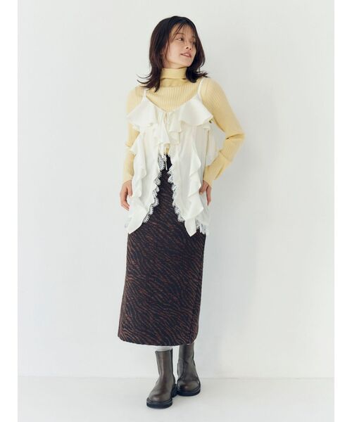 Ungrid（アングリッド）の「フィブツイルフリルキャミ（キャミソール・レディース・ブラック/オフホワイト/イエロー・FREE）」の7枚目の写真