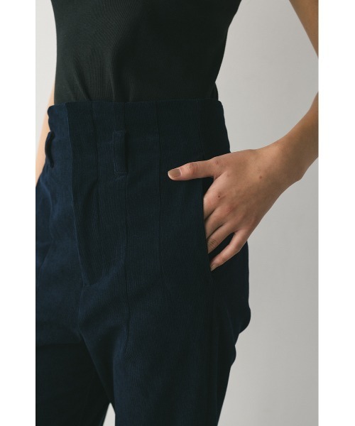 STYLEMIXER(スタイルミキサー)の「コーデュロイセミフレアパンツ(その他パンツ・レディース・アイボリー/ネイビー/キャメル・SMALL/MEDIUM)」の21枚目の写真