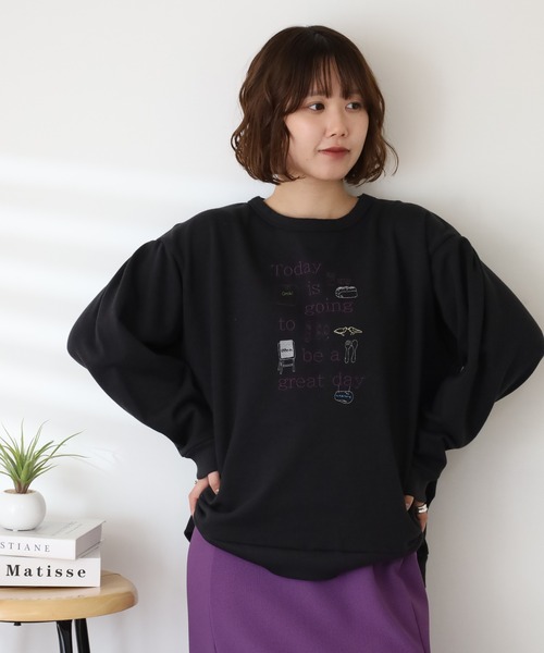 Emago（イマゴ）の「EMAGO ﾛｺﾞ刺繍ﾌﾟﾙｵｰﾊﾞｰ（スウェット・レディース・パープル/アイボリー/ブラック・FREE）」の2枚目の写真