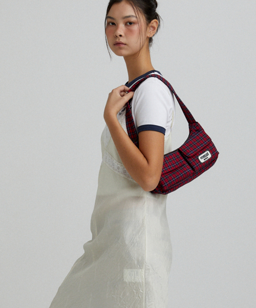 MACNI(マクニ)の「TWO POCKET MINI HOBO BAG RED CHECK(ショルダーバッグ・レディース・その他・FREE)」の17枚目の写真