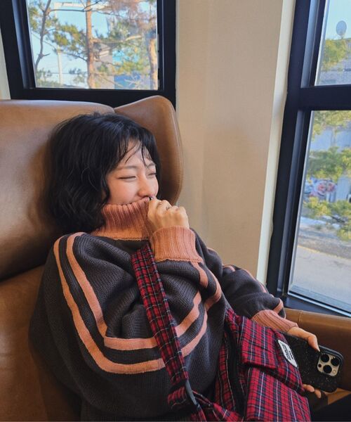 MACNI(マクニ)の「TWO POCKET MINI HOBO BAG RED CHECK(ショルダーバッグ・レディース・その他・FREE)」の12枚目の写真
