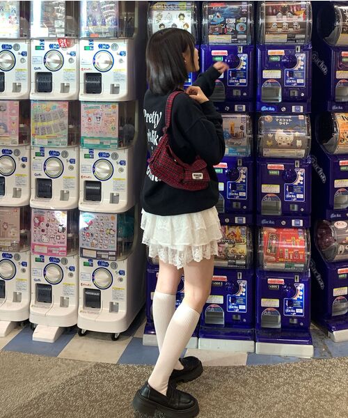 MACNI(マクニ)の「TWO POCKET MINI HOBO BAG RED CHECK(ショルダーバッグ・レディース・その他・FREE)」の4枚目の写真