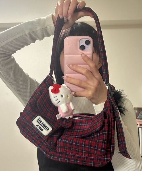 MACNI(マクニ)の「TWO POCKET MINI HOBO BAG RED CHECK(ショルダーバッグ・レディース・その他・FREE)」の5枚目の写真