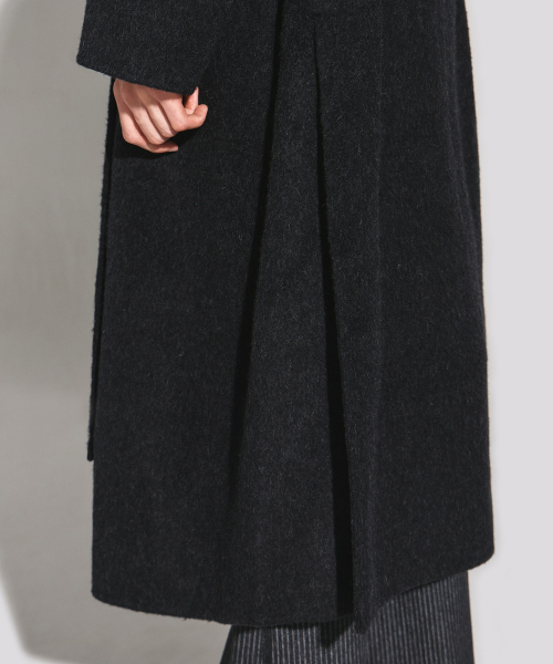 WESLEYHYUSTON(ウェズリーユーストン)の「Rio handmade wool notched half double coat black(チェスターコート・メンズ・その他・MEDIUM/LARGE)」の5枚目の写真