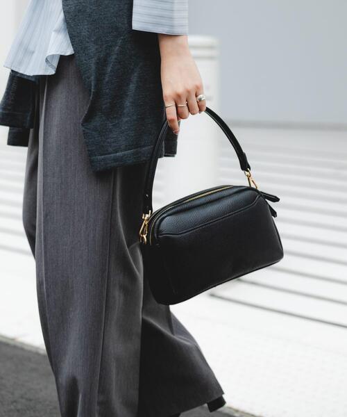 RODE SKO（ロデスコ）の「フロントポケットショルダーバッグ（ショルダーバッグ・レディース・ブルー/ブラック/ベージュ・ONE）」の4枚目の写真