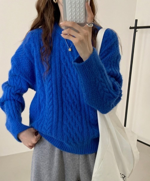 ONEP STAR(ワンピスター)の「ケーブル編ゆるニットトップス(ニット/セーター・レディース・レッド/ネイビー/ピンク/ダークグレー/オレンジ/ライトブルー/ブラック/ベージュ/ロイヤルブルー・FREE)」の6枚目の写真