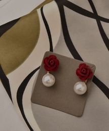 VIBGYOR Women | 【resonance】カメリアモチーフ パール ピアス(ピアス（両耳用）)