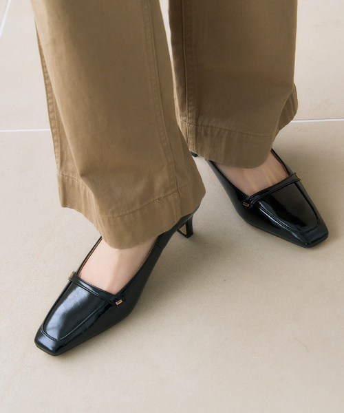 LE TALON（ルタロン）の「5cmスクエアローファーパンプス（パンプス・レディース・ブラックミックス/アイボリー・25cm/24.5cm/24cm/23.5cm/23cm/22.5cm/22cm）」の6枚目の写真