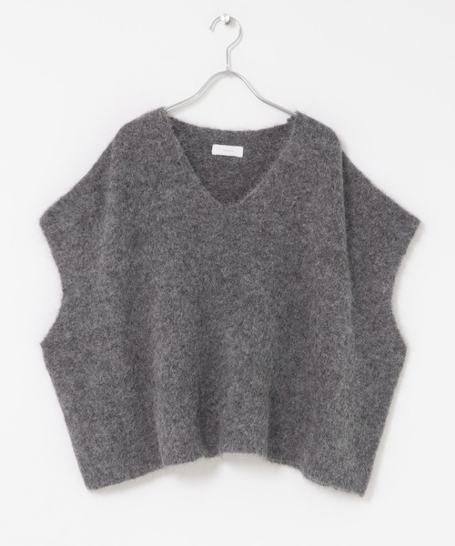 新品タグ付き かぐれ アルパカ混ワイドニットベスト グレー かぐれ（カグレ）の「アルパカワイドニットベスト（ベスト）」 - WEAR
