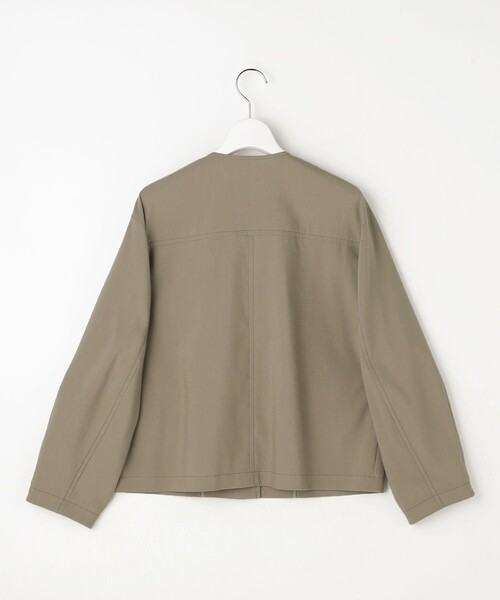 自由区（ジユウク）の「リネンストレッチノーカラー ジャケット（ノーカラージャケット・レディース・ベージュ系/アイボリー系/カーキ系・32）」の7枚目の写真