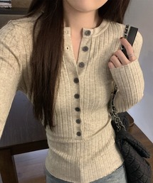 ヘンリーネックリブニット