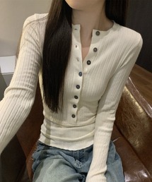 ヘンリーネックリブニット
