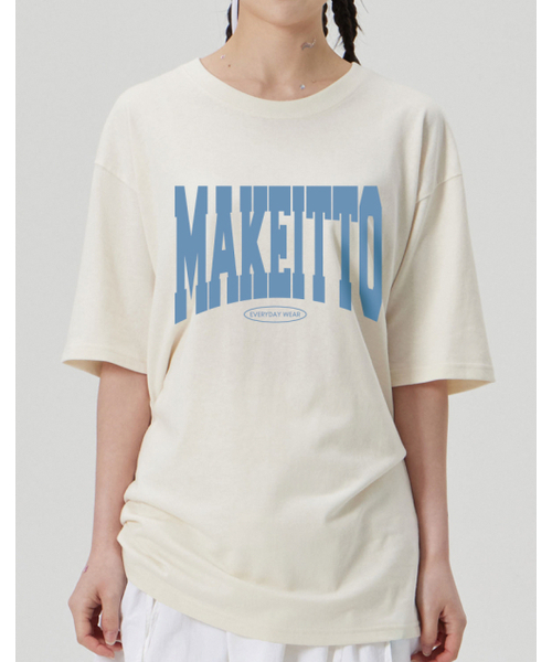 MAKEITTO（メイキット）の「[NAME LOGO] CREW NECK TEE_CREAM（Tシャツ/カットソー・メンズ・その他・MEDIUM/LARGE/X-LARGE/XX-LARGE）」の3枚目の写真