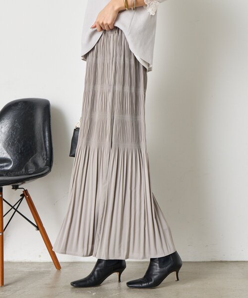 Jena espace merveilleux(ジェナ エスパスメルヴェイユ)の「【動きで魅せる】ランダムプリーツスカート(スカート・レディース・パープル/ライトグレー/ブラック・FREE)」の3枚目の写真