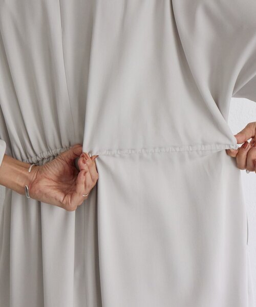 LIVETART（リヴェタート）の「《LIVETART》ギャザーコクーンワンピース（ワンピース・レディース・ベージュ・FREE）」の12枚目の写真