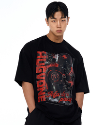 HUGVONE（ハグボーン）の「レッドブーツオーバーフィットショートスリーブ（Tシャツ/カットソー）」