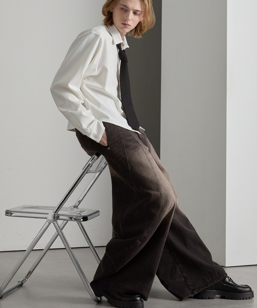 cussil（クシル）の「【cussil/クシル】【12oz】スパイラルシームカーブデニムパンツ（デニムパンツ・メンズ・ブラウン/グレー・L/M/S）」の19枚目の写真