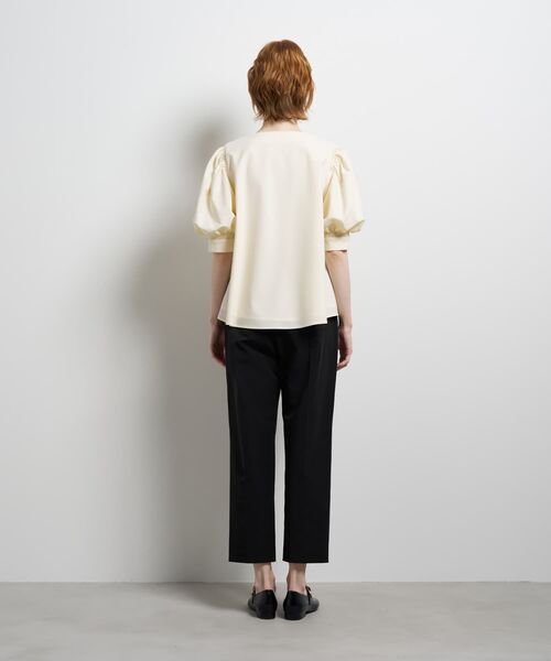 LANVIN en Bleu（ランバンオンブルー）の「ポリエステルツイルギャザースリー ブブラウス（シャツ/ブラウス・レディース・ブラック/オフホワイト/ネイビー・38）」の14枚目の写真