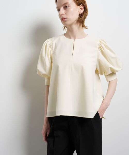 LANVIN en Bleu（ランバンオンブルー）の「ポリエステルツイルギャザースリー ブブラウス（シャツ/ブラウス・レディース・ブラック/オフホワイト/ネイビー・38）」の16枚目の写真