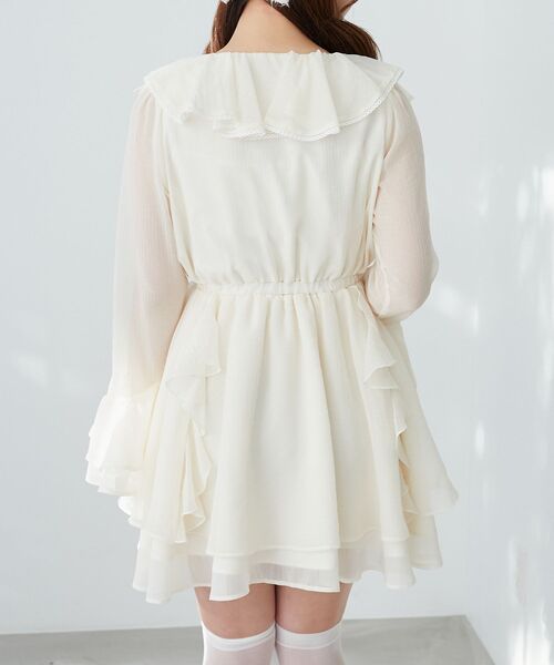 MAJESTIC LEGON(マジェスティックレゴン)の「エアリーラッフルフリルミニワンピース(ワンピース・レディース・ブラック/アイボリー/ホワイト系その他2・MEDIUM)」の16枚目の写真