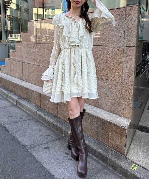 MAJESTIC LEGON(マジェスティックレゴン)の「エアリーラッフルフリルミニワンピース(ワンピース・レディース・ブラック/アイボリー/ホワイト系その他2・MEDIUM)」の18枚目の写真