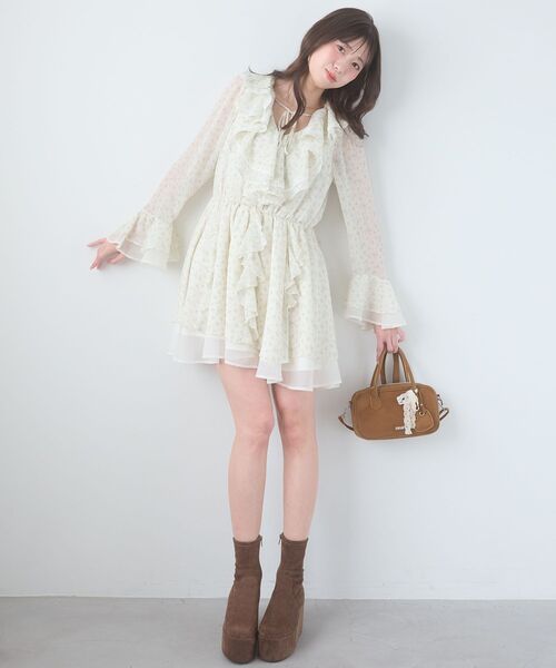 MAJESTIC LEGON(マジェスティックレゴン)の「エアリーラッフルフリルミニワンピース(ワンピース・レディース・ブラック/アイボリー/ホワイト系その他2・MEDIUM)」の20枚目の写真