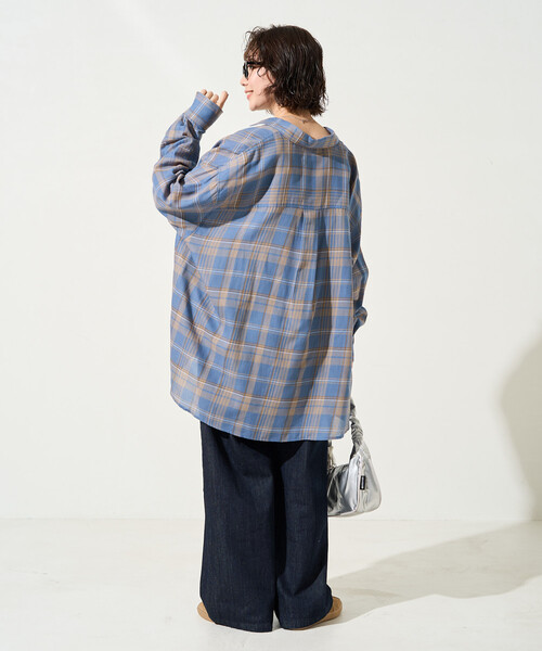 FREAK'S STORE(フリークスストア)の「限定展開 ビッグシルエット チェック ボリュームシャツ(シャツ/ブラウス・レディース・ブルー/ブラック/ピンク/ベージュ/ネイビー・フリ-)」の9枚目の写真