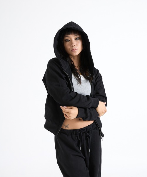 FTW（エフティダブリュー）の「VELOUR PATCH ZIP HOODIE（パーカー・レディース・ブラック/グレー・SMALL/MEDIUM/LARGE）」の12枚目の写真
