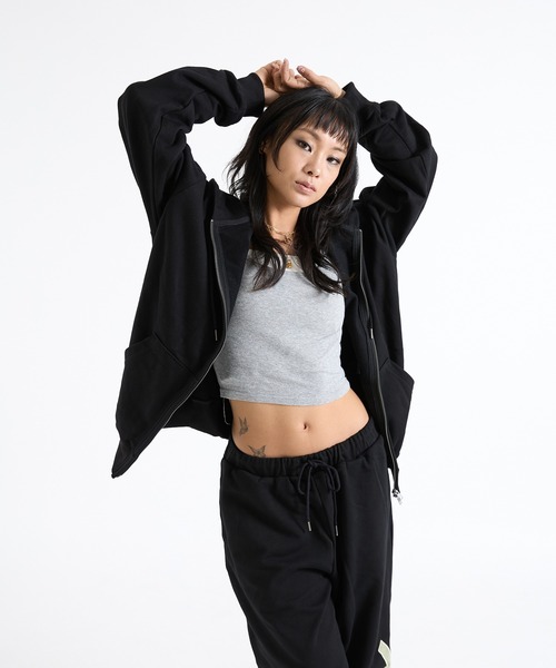 FTW（エフティダブリュー）の「VELOUR PATCH ZIP HOODIE（パーカー・レディース・ブラック/グレー・SMALL/MEDIUM/LARGE）」の15枚目の写真