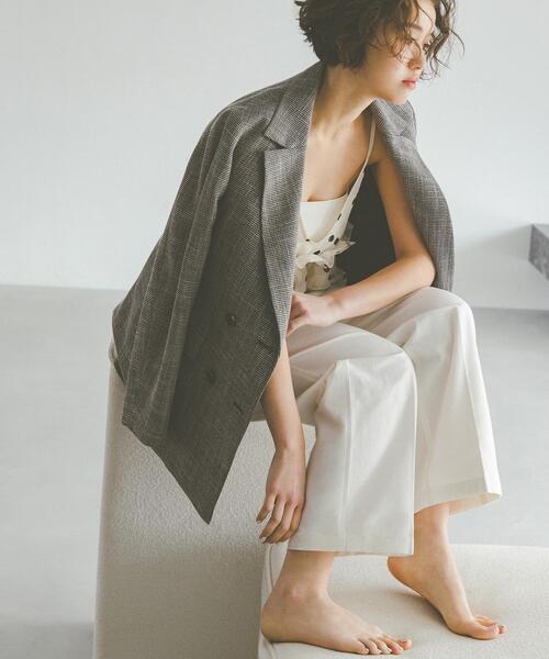 N.（N. Natural Beauty Basic）（エヌエヌナチュラルビューティーベーシック）の「からみ織りダブルジャケット（テーラードジャケット・レディース・ベージュ系その他/ブラック系その他・MEDIUM/SMALL）」の2枚目の写真