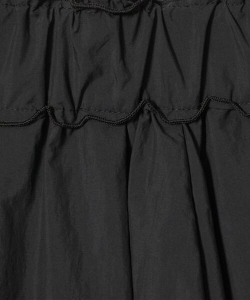 AEWEN MATOPH（イウエン マトフ）の「＜AEWEN MATOPH＞ナイロンタックコクーンスカート ‐ ウォッシャブル ‐（スカート・レディース・ブラック/オリーブ・36/38）」の12枚目の写真