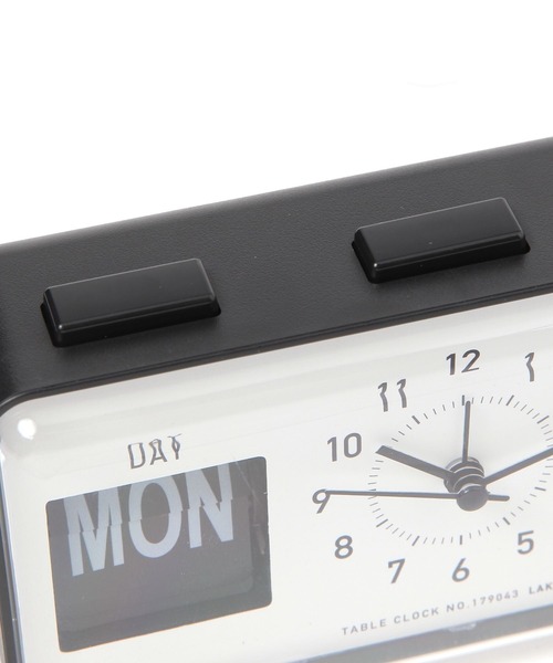 LAKOLE（ラコレ）の「バタバタ時を刻むフリップカレンダー付卓上時計 / 639869（置時計・レディース・ブラック・FREE）」の15枚目の写真