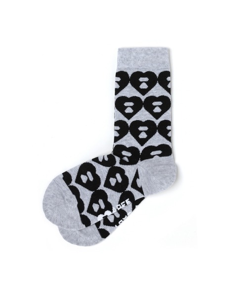 A BATHING APE(アベイシングエイプ)の「BIG HEART MONOGRAM INTARSIA SOCKS(ソックス/靴下・レディース・ブラック/グレー/ホワイト・FREE)」の6枚目の写真