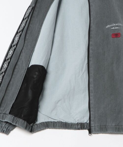 Quiksilver（クイックシルバー）の「QUIKSILVER メンズ/ユニセックス SURF SK8 JACKET フルジップジャケット ルーズフィット<MERCURY COLLECTION> 【2026年春夏モデル】/クイックシルバーナイロンブルゾン（ブルゾン・メンズ・ブラック/インディゴブルー・LARGE/MEDIUM/X-LARGE）」の21枚目の写真