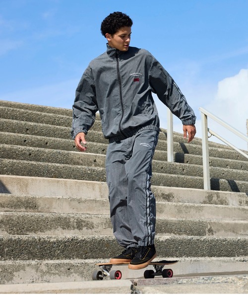 Quiksilver（クイックシルバー）の「QUIKSILVER メンズ/ユニセックス SURF SK8 JACKET フルジップジャケット ルーズフィット<MERCURY COLLECTION> 【2026年春夏モデル】/クイックシルバーナイロンブルゾン（ブルゾン・メンズ・ブラック/インディゴブルー・LARGE/MEDIUM/X-LARGE）」の8枚目の写真