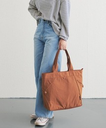 ナイロンハンドバッグ